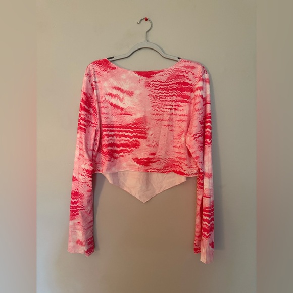 Tie Dye V Neck Long Sleeve Cropped Top - Picture 7 of 7